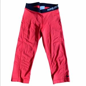 Nike Pro Cropped Active Leggings